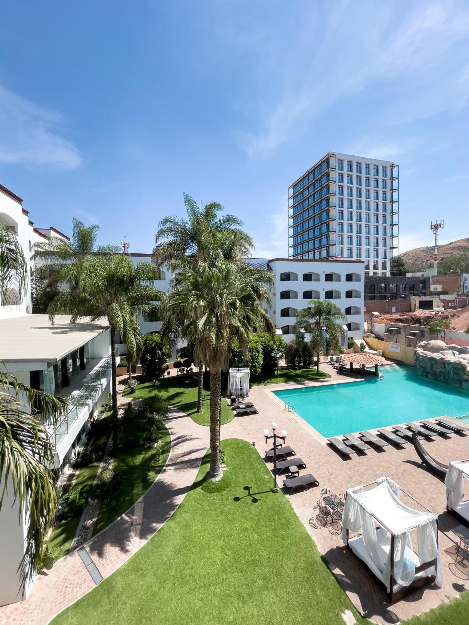 Hotel Gran Plaza & Convention Center Guanajuato Exterior foto