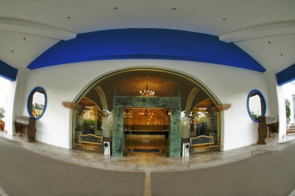 Hotel Gran Plaza & Convention Center Guanajuato Exterior foto